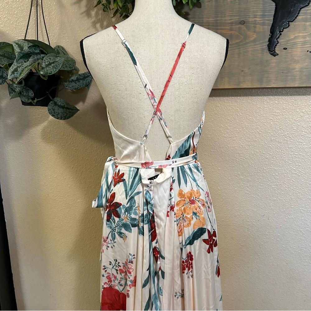 NWOT Lulus Still The One Cream Floral Satin Maxi Dress - Picture 5 of 10